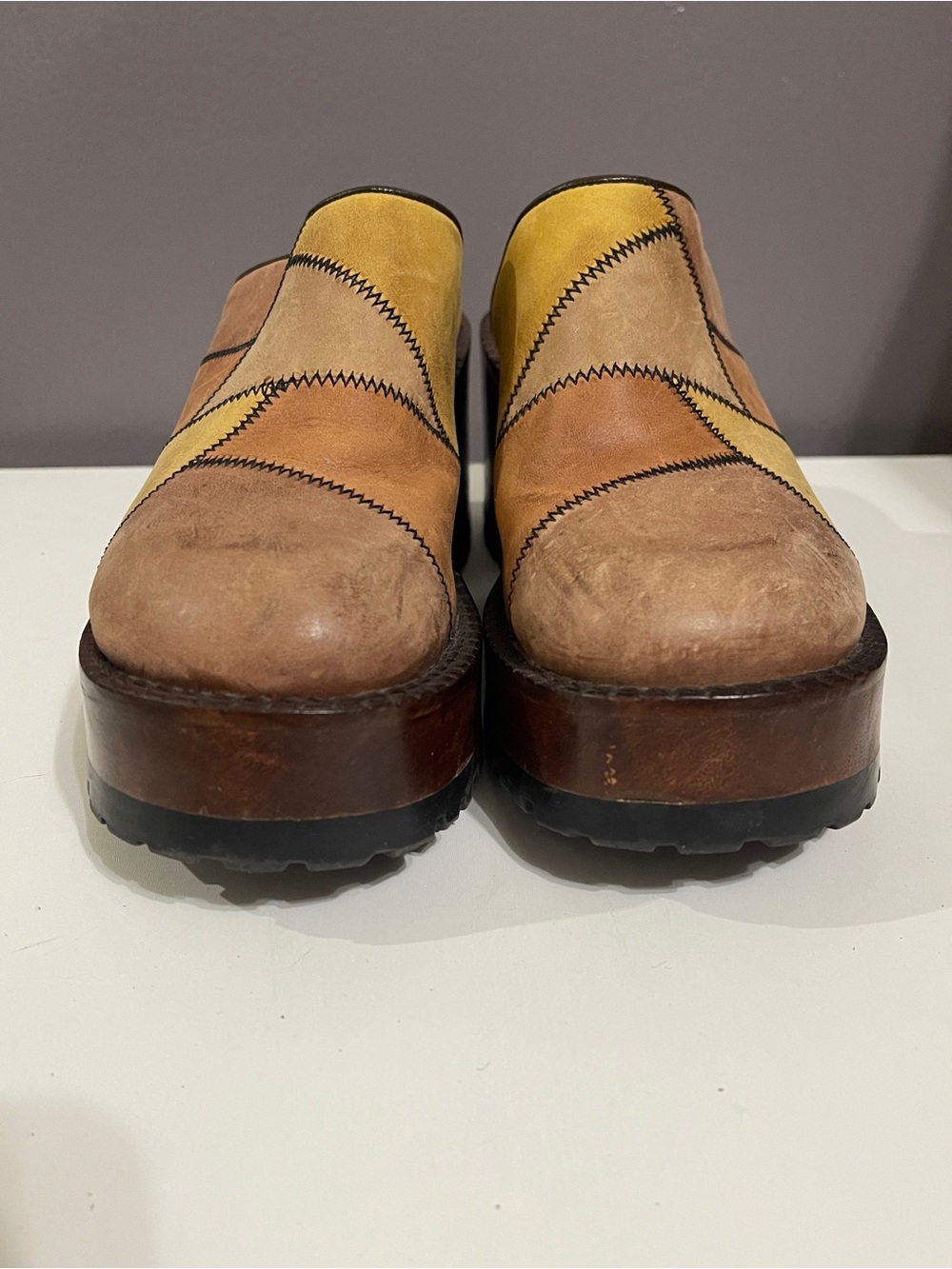 Y2K VTG Steve Madden Brown Leather Patchwork Platform Clog Mules - Picture 2 of 11